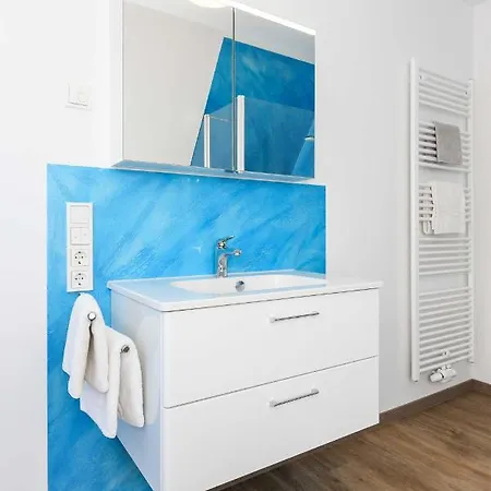 Ferienhaus Meer * 도누메시어